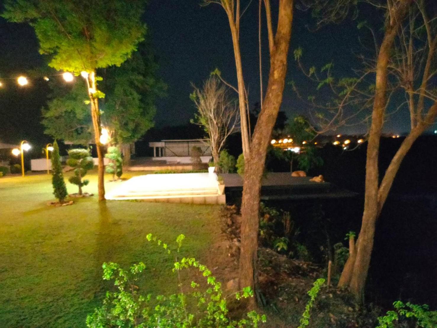 River Valley Resort แอทน่าน Kültér fotó