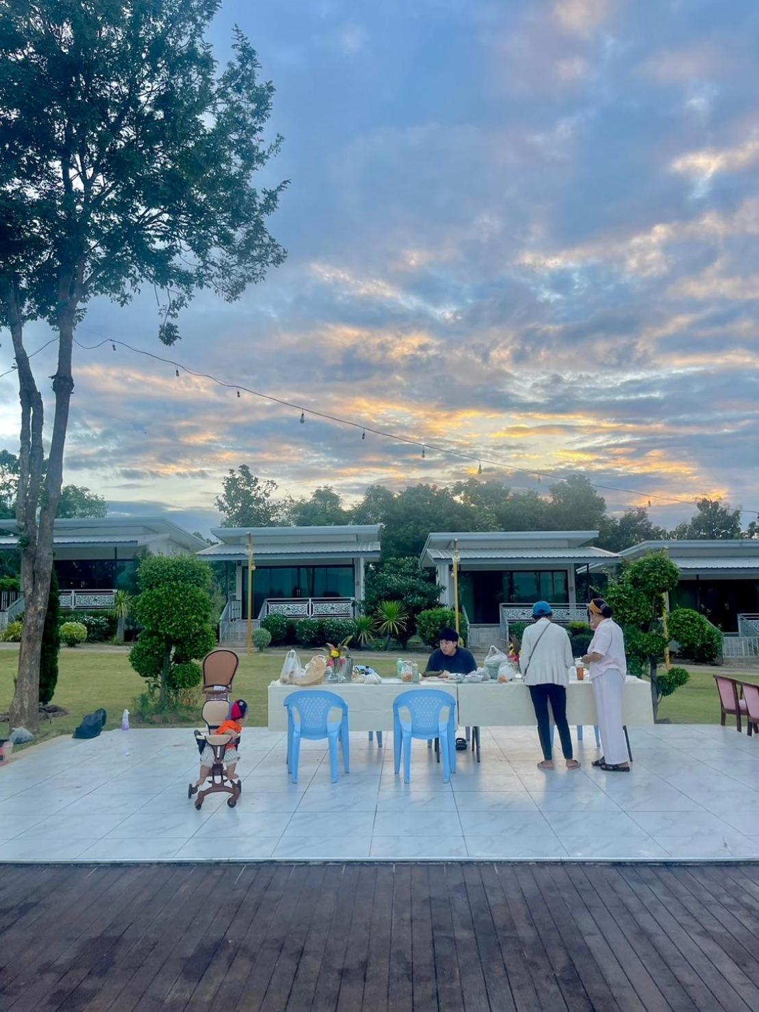 River Valley Resort แอทน่าน Kültér fotó