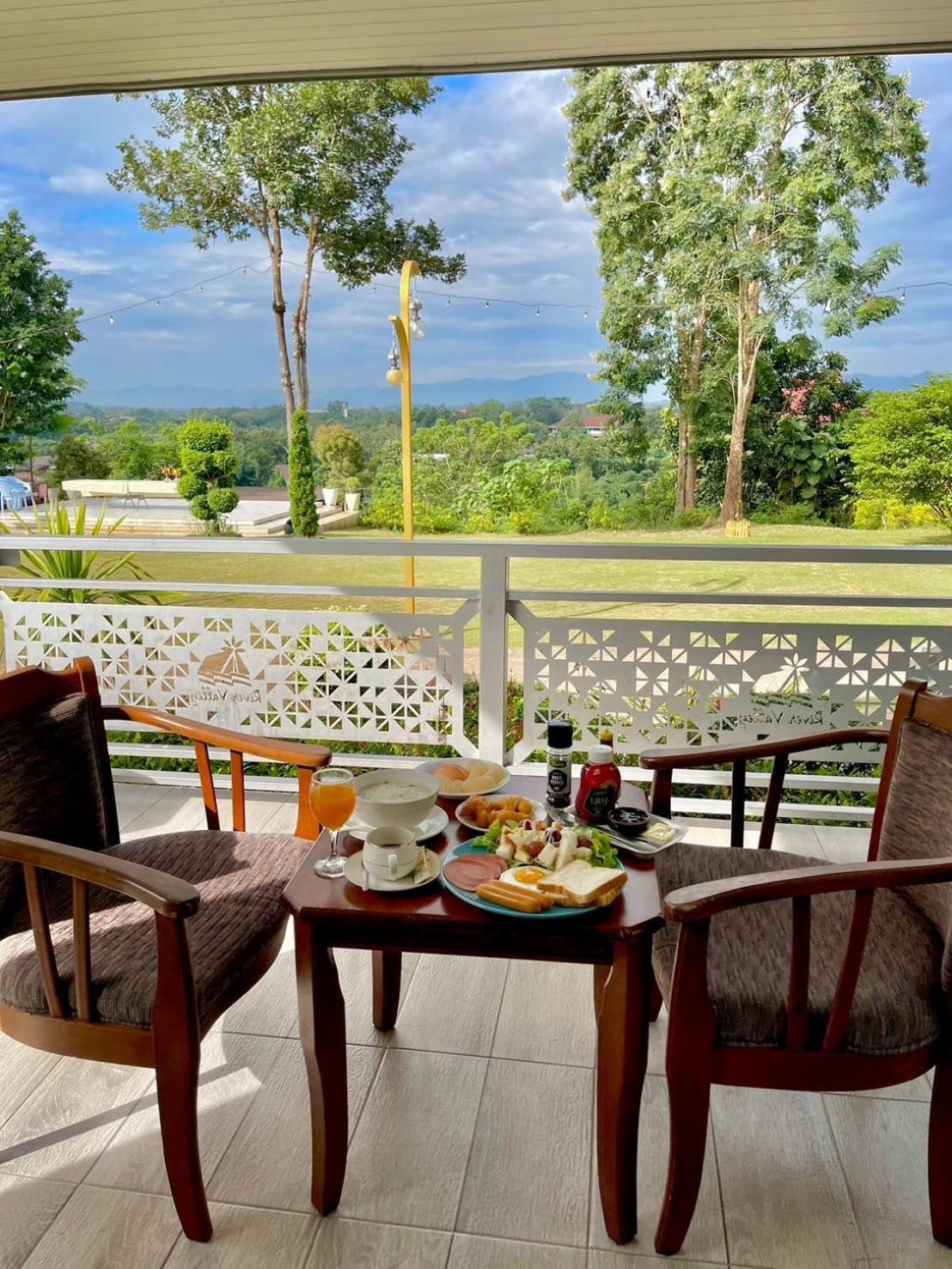 River Valley Resort แอทน่าน Kültér fotó