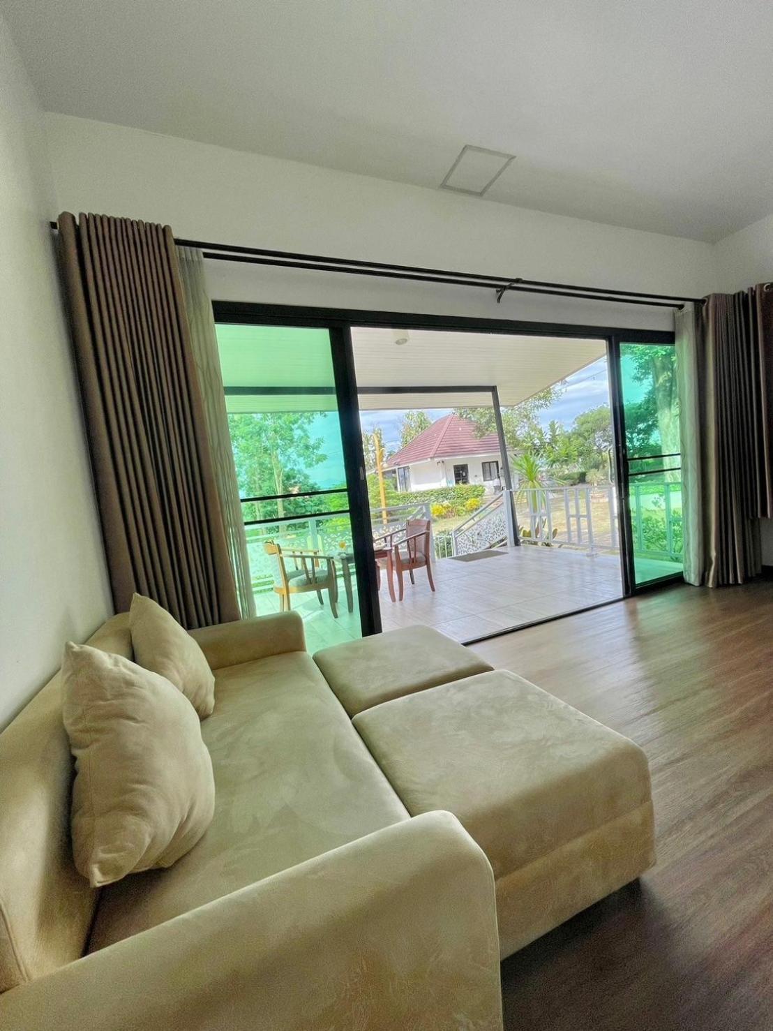 River Valley Resort แอทน่าน Kültér fotó